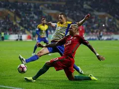 惊险一役！欧洲预选赛中发生了令人措手不及的情况()