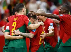 葡萄牙大胜卢森堡，C罗完美帽子戏法()