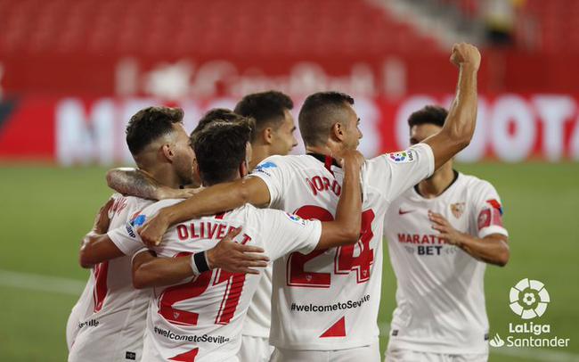 瓦伦西亚客场不敌塞维利亚，积分榜节节走低()